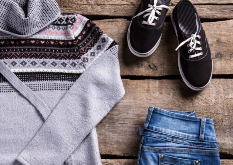 15 Outfit Formulas That Work for School Runs and Everything After